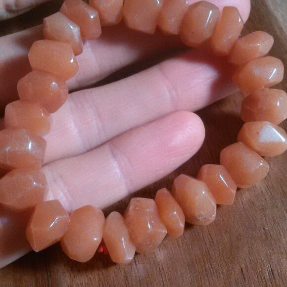 Freeform Faceted Red Aventurine Stretch Bracelet - Picture 8 of 11
